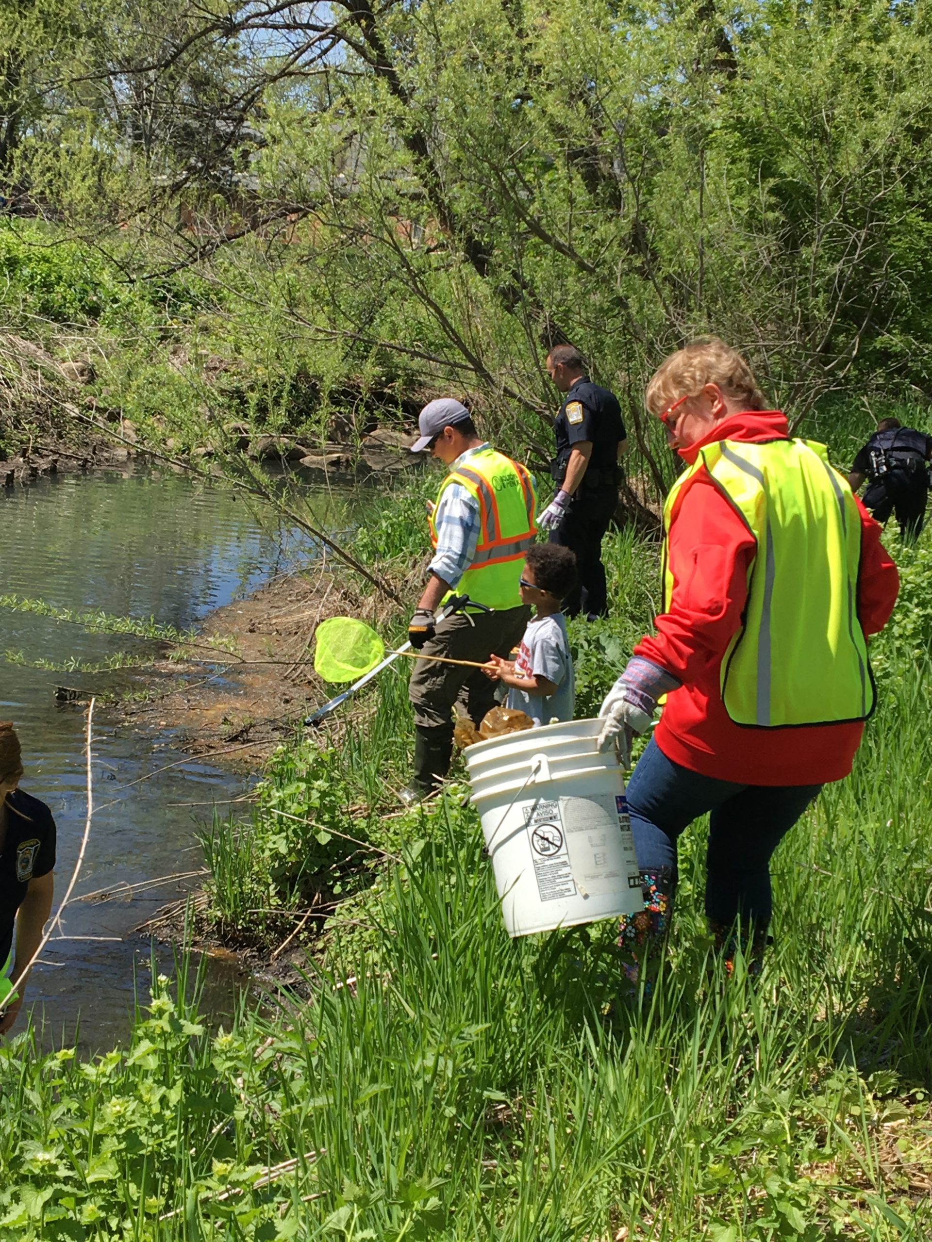 Valley Park creek cleanup Nine Mile Creek Watershed District