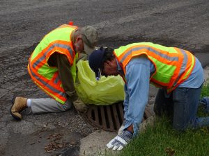 cleaningstormdrain